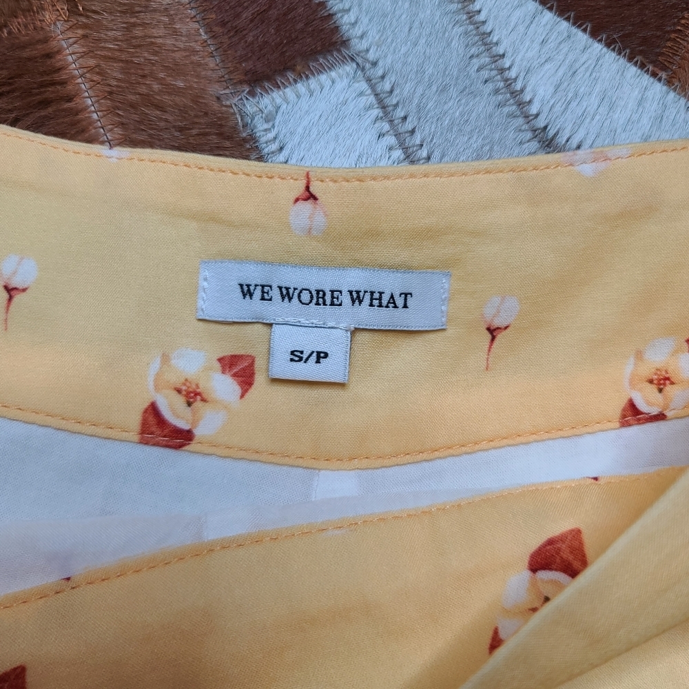 WeWoreWhat Etoile Shorts - Picture 3 of 4